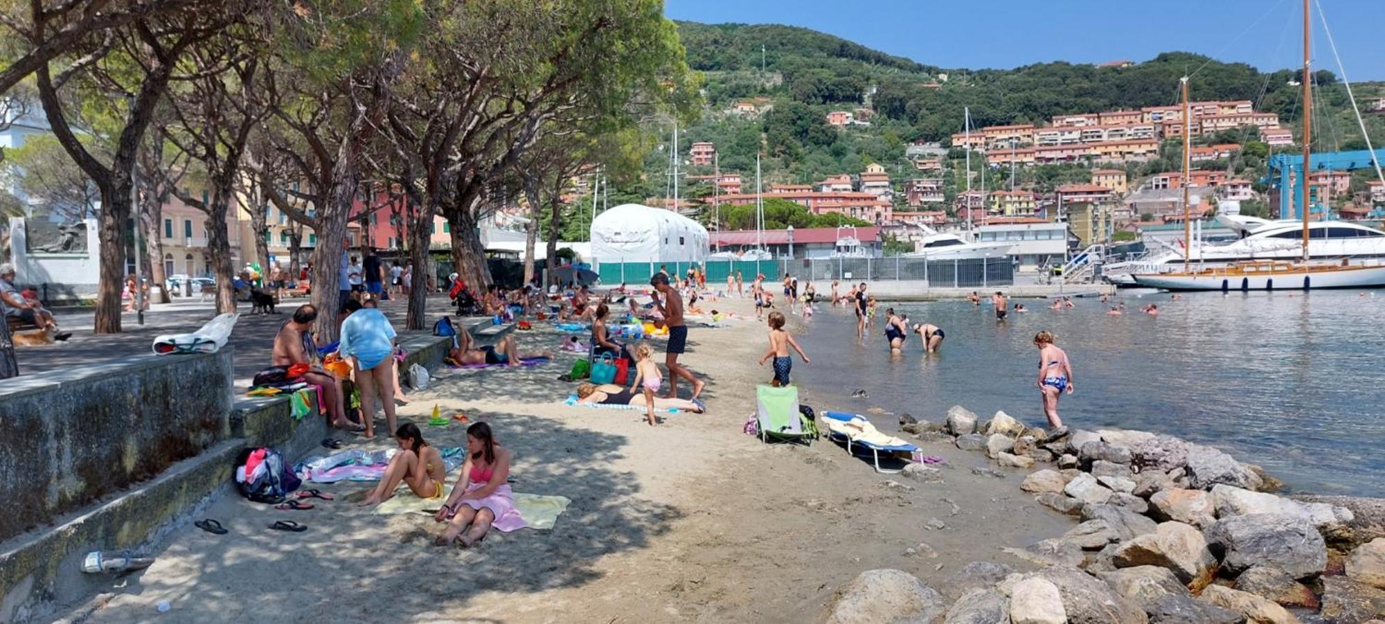 Moderno Appartamento Vista Mare, Con Parcheggio Privato Портовенере Экстерьер фото